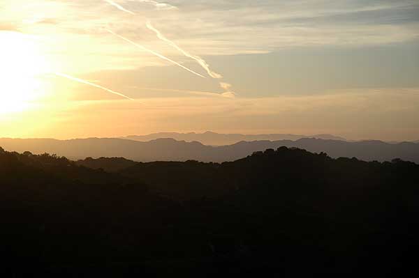 Sunset, Sunday evening, May 28, 2006, from Mulholland Drive, Los Angeles