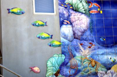 A cool mural, but some of the fish want out...