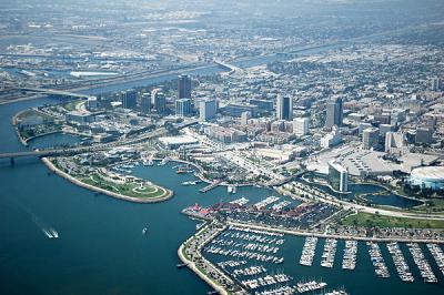 A touristy shot of Long Beach -