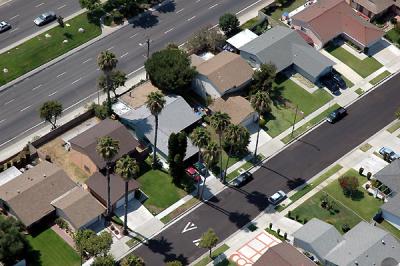 Then over a quite neighborhood with good palms ...