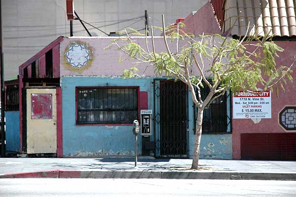 Abandoned burger stand, Vine Avenue, Hollywood California.