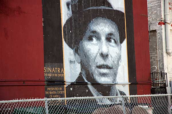 Frank Sinatra mural, Hollywood and Vine (alley behind the boulevard), Los Angeles, California