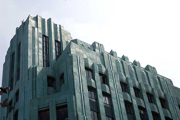 The Wiltern Theatre and adjacent Pellissier Building, an Art Deco landmark located on the corner of Wilshire Boulevard and Western Avenue in Los Angeles, California