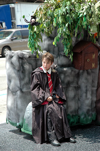 On the other side of Hollywood Boulevard, someone from Hogwarts -