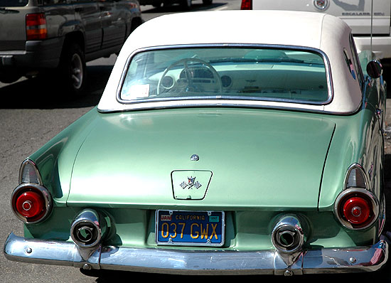 1955 Ford Thunderbird parked on North La Cienega Boulevard at Oakwood, Los Angeles, Tuesday, August 15, 2006