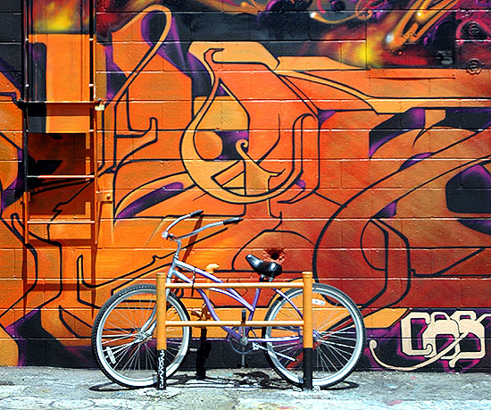  Melrose Avenue bicycle with orange mural, Los Angeles