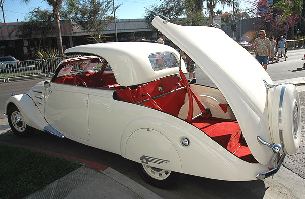 1938 Peugeot 402 Eclipse DeCapotable