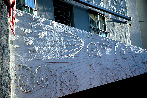 Frieze detailing, Sunset Tower, 8358 Sunset Boulevard, 1929, architect Leland A. Bryant