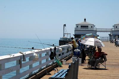 MALIBU - fishing from Malibu Pier