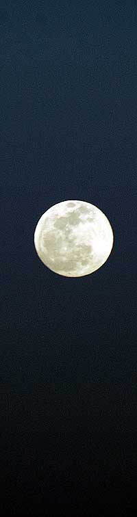 Full moon over Hollywood, Thursday, April 13, 2006