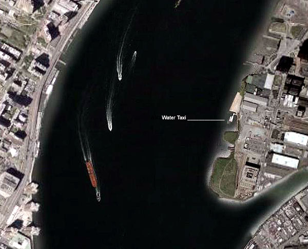 New York, Water Taxi Beach, Long Island City, Queens - Google Earth image grab